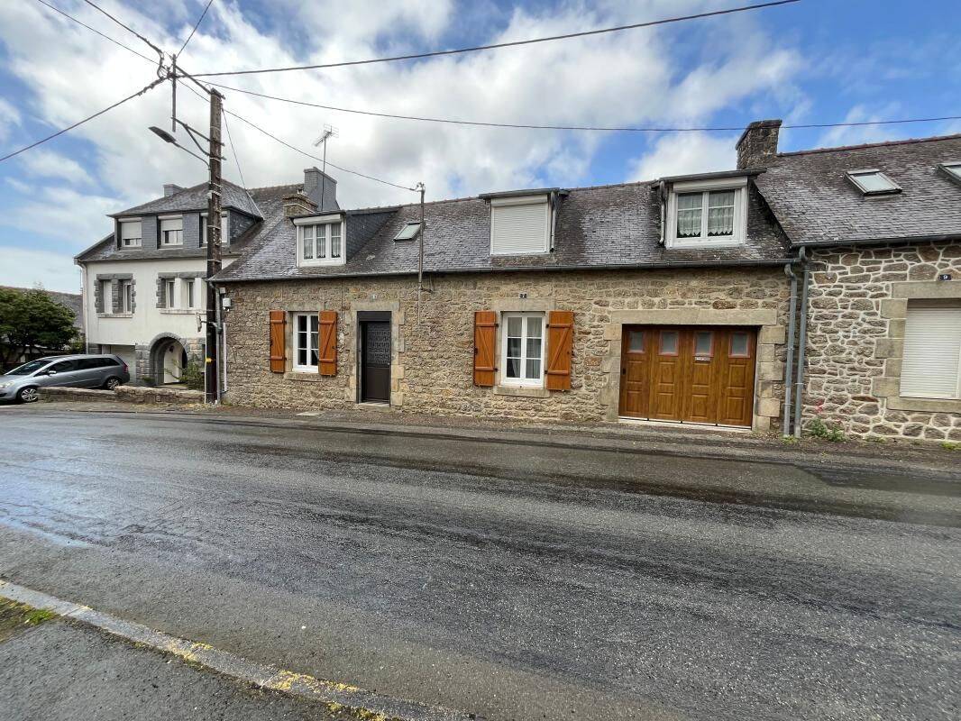 Maison 3 pièces 88 m² · à Rostrenen · 88 m² · 79 570 €