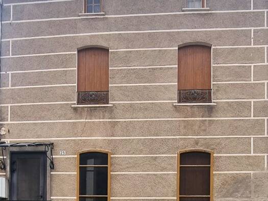 Maison à vendre 97 000 € 7 pièces 6 chambres 175 m² 86 m² de terrain Ansignan 66220