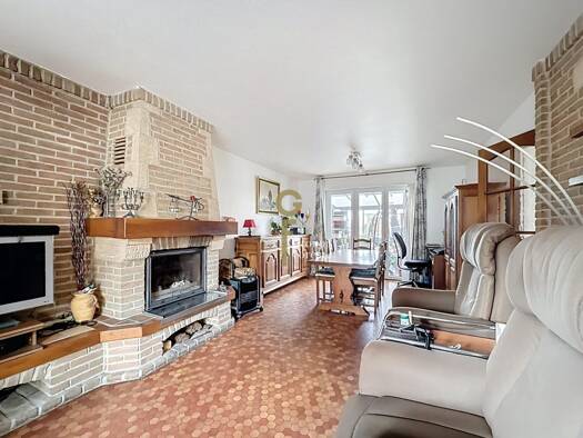 Maison à vendre 343 000 € 4 pièces 3 chambres 90 m² 289 m² de terrain Foch Pasteur-Ecarts Wambrechies 59118