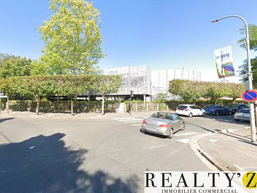 Boutique à louer 2 900 € 135 m² de surface de vente Les Coteaux Bry-sur-Marne 94360