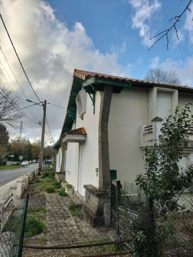 Maison à vendre 350 000 € 8 pièces 160 m² Carignan-de-Bordeaux 33360