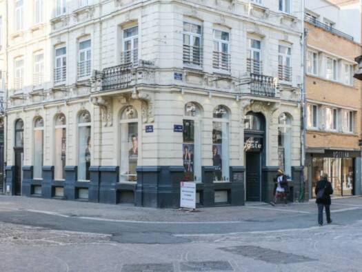 Boutique à louer 9 042 € 200 m² de surface de vente Centre Lille 59800