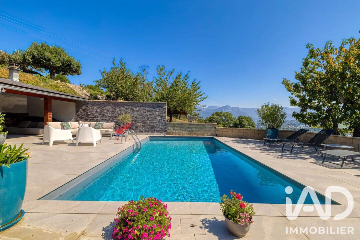 Maison 9 pièces 243 m² · à Vimines · 243 m² · 998 000 €