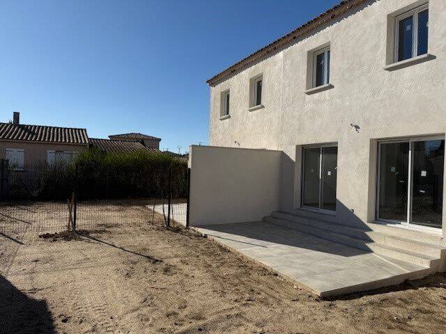 Maison 4 pièces 78 m² · à Saint-Laurent-des-Arbres · 78 m² · 1 050 €