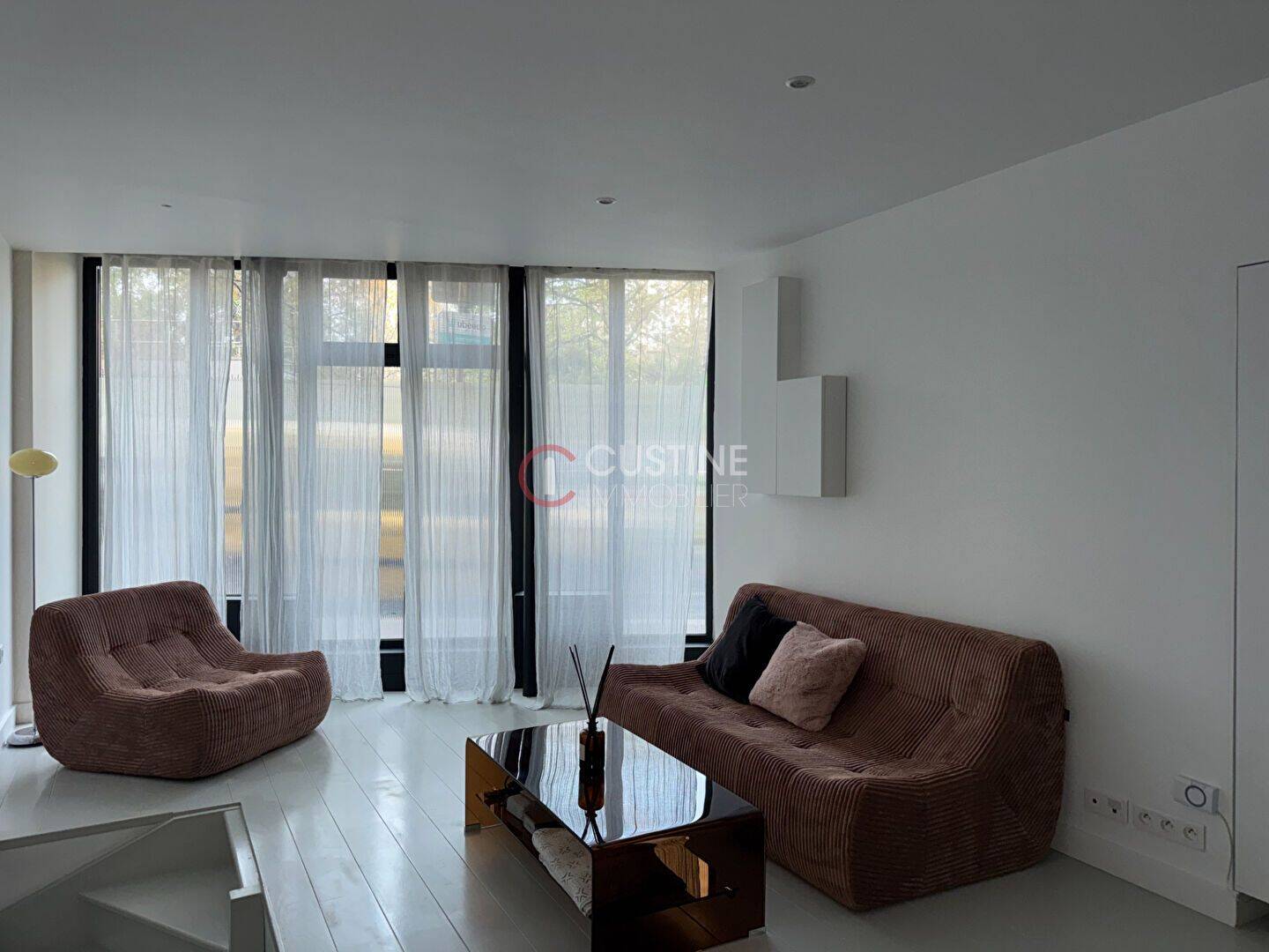 3 pièces 58 m² · à Paris 18ème Arrondissement · 58,3 m² · 2 200 €/mois