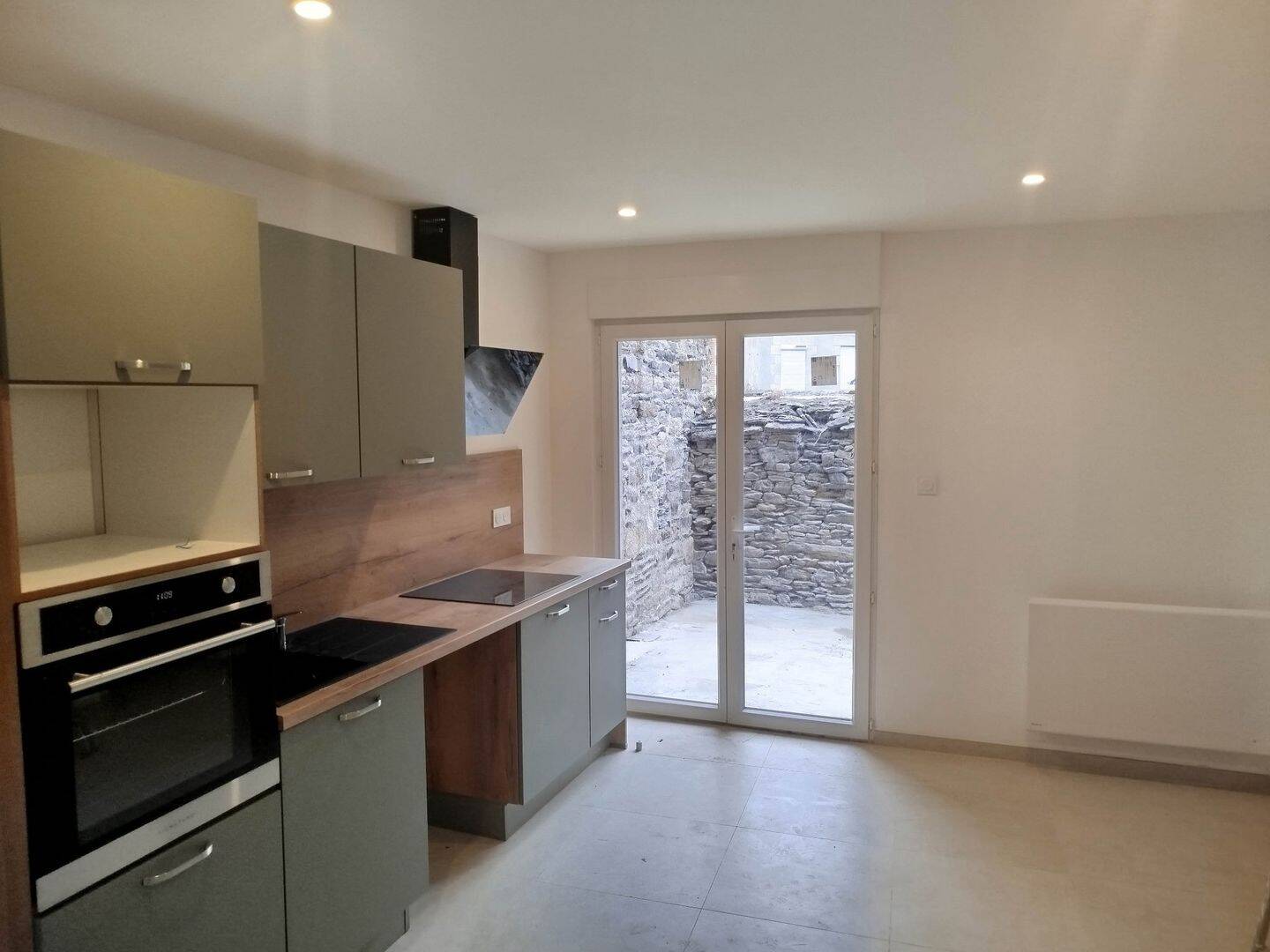 Appartement 3 pièces 83 m² · à Pontivy · 82,8 m² · 850 €