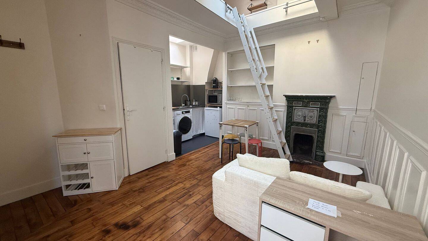 Appartement 2 pièces 32 m² · à Paris 12ème Arrondissement · 31,8 m² · 1 345 €