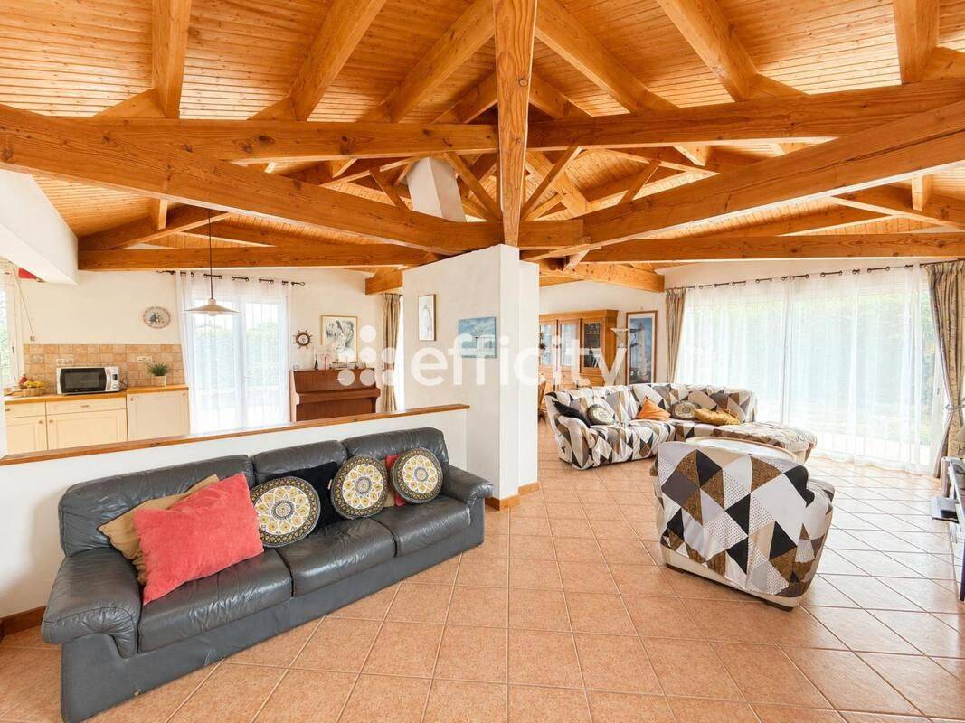 Maison 4 pièces 135 m² · à Saint-Palais-sur-Mer · 135 m² · 498 000 €