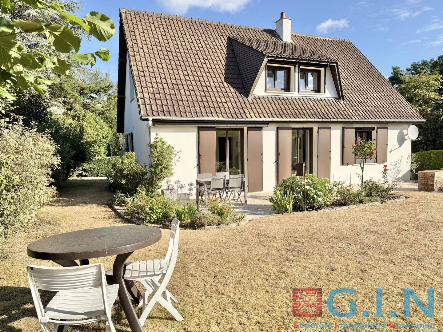 Maison 6 pièces 118 m² · à Saint-Martin-de-Boscherville · 118 m² · 349 000 €