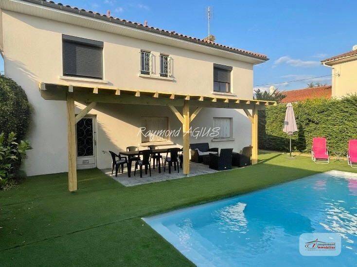 Maison 7 pièces 120 m² · à Pineuilh · 120 m² · 235 000 €
