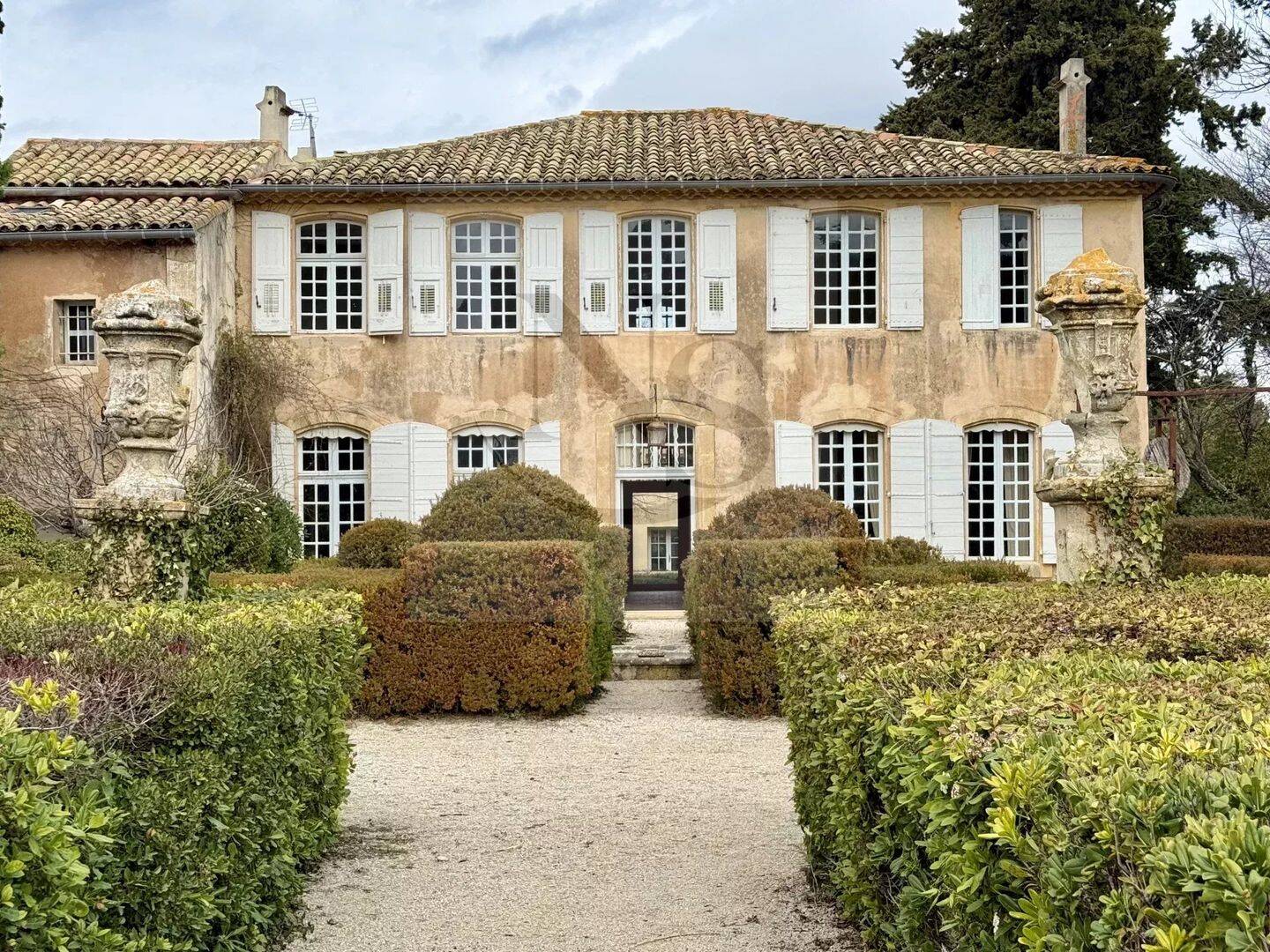 Maison 10 pièces 550 m² · à Aix-en-Provence · 550 m² · 2 950 000 €