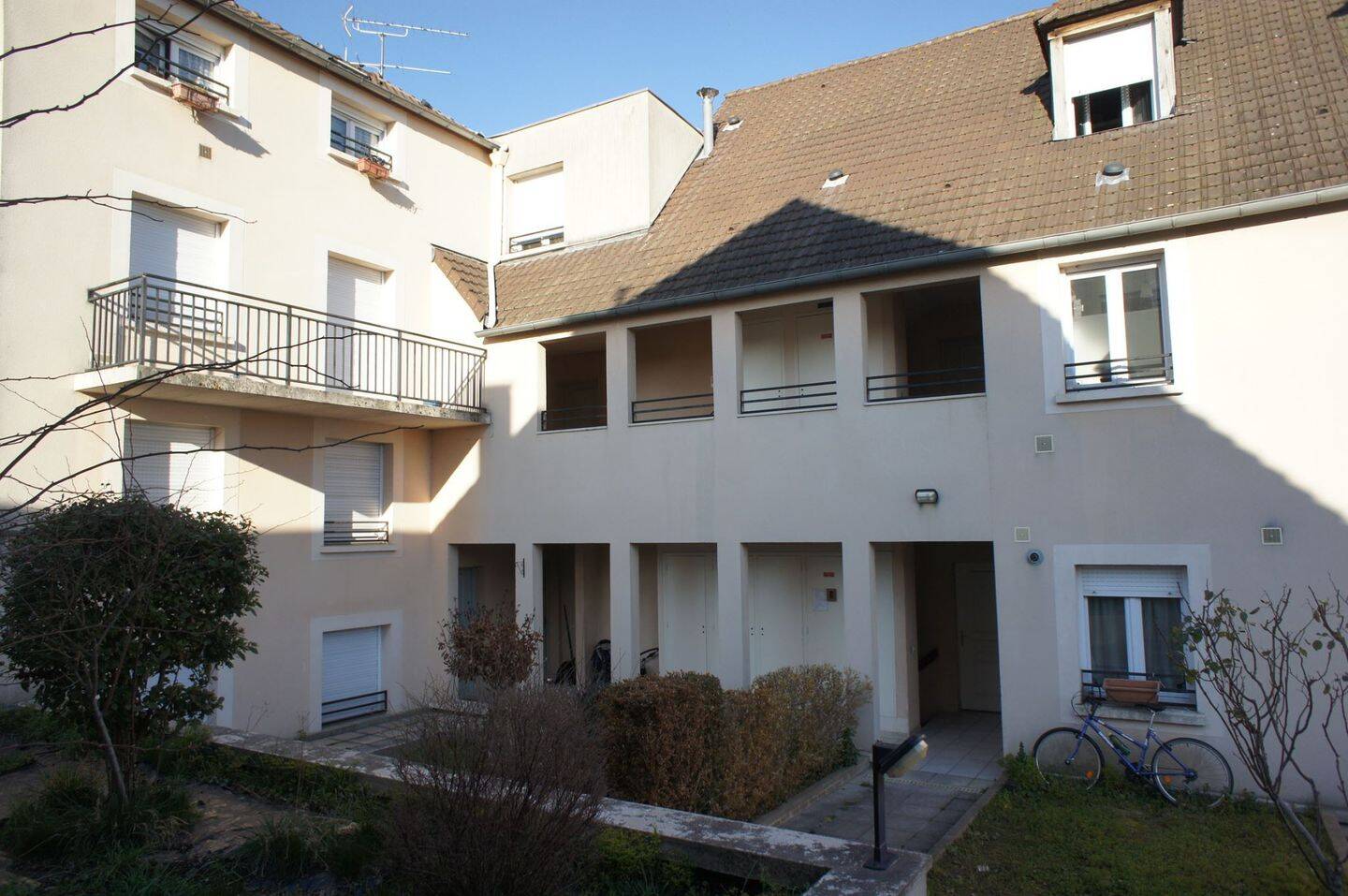 Appartement 1 pièce 25 m² · à Les Mureaux · 25 m² · 615 €
