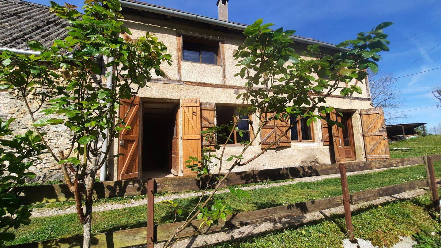 Maison 3 pièces 79 m² · à Seix · 79 m² · 77 000 €
