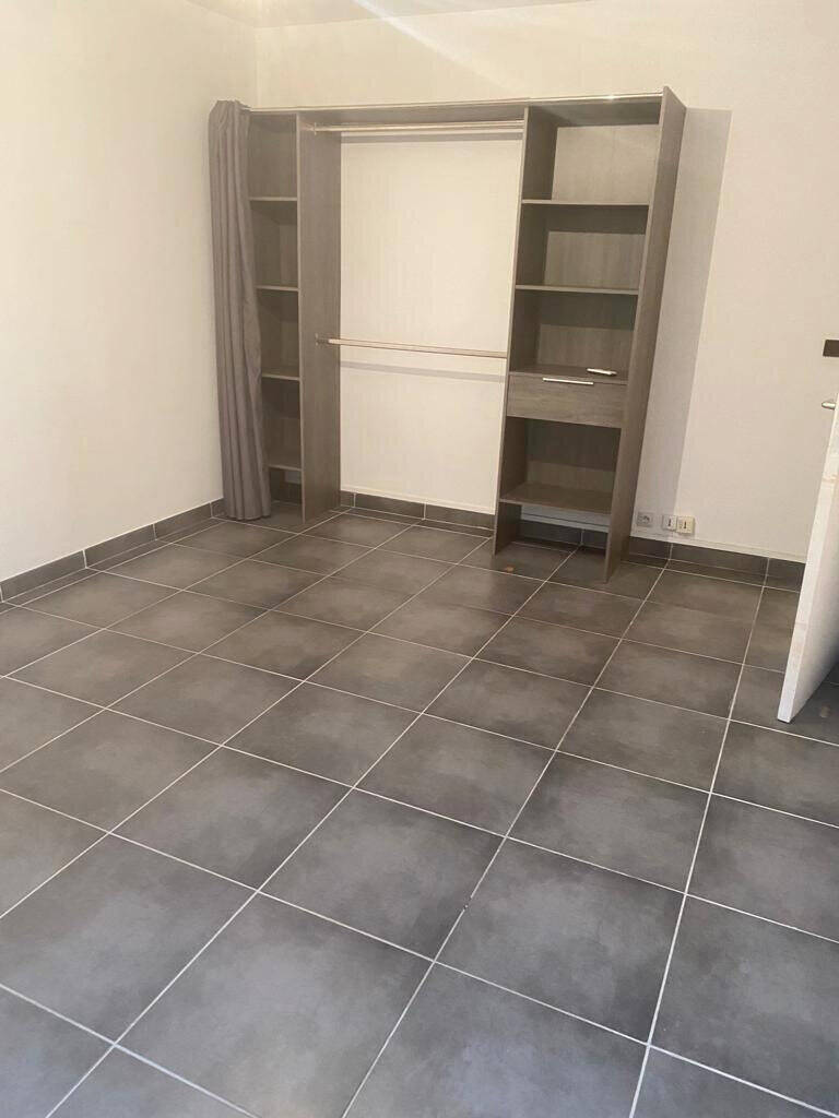 Appartement 3 pièces 64 m² · à Nîmes · 64 m² · 867 €