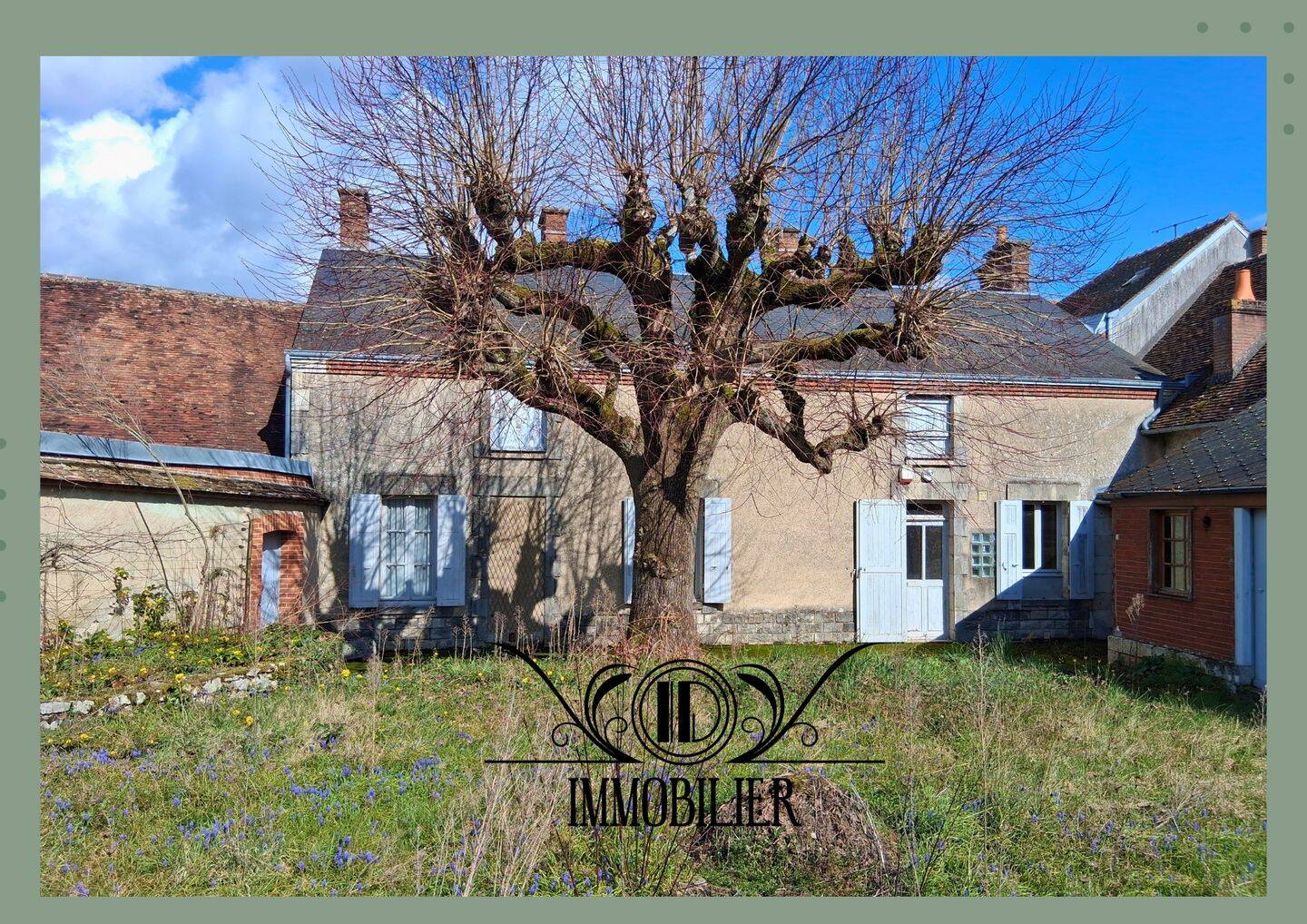 Maison 7 pièces 200 m² · à Ouzouer-sur-Trézée · 200 m² · 82 000 €