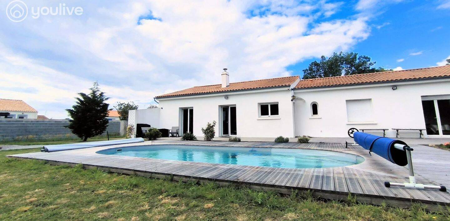 Maison 5 pièces 160 m² · à Bouin · 160 m² · 480 000 €