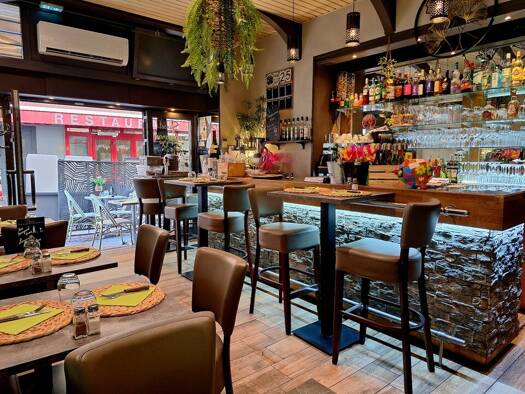 Hôtel à vendre Fonds de commerce 160 000 € 3 pièces 45 m² d'espace de restauration Centre Ville Nord Aix-les-Bains 73100