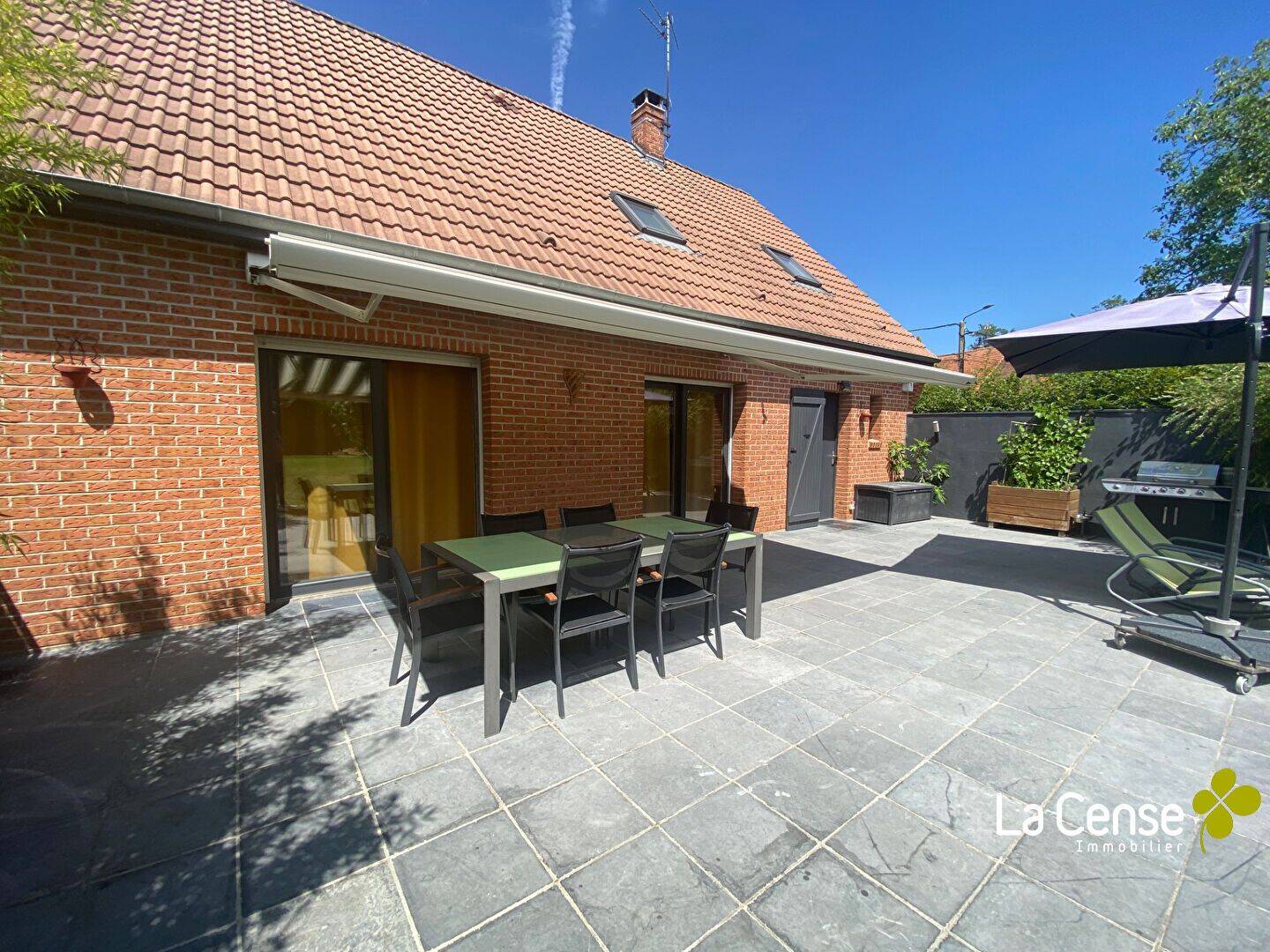Maison 6 pièces 110 m² · à Bourghelles · 110 m² · 445 000 €