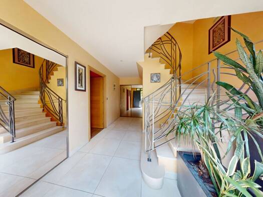 Maison à vendre 1 020 000 € 8 pièces 4 chambres 354 m² Louis Armand-La Siemp Vigneux-sur-Seine 91270