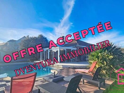 Maison de plain-pied à vendre 392 000 € 6 pièces 4 chambres 139 m² 1 066 m² de terrain Morlaàs 64160