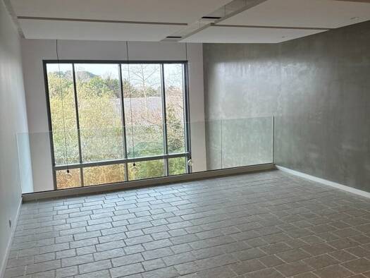 Espace bureau à vendre 157 882 € 44,7 m² de bureaux divisible jusqu'à 45 m² Biarritz 64200