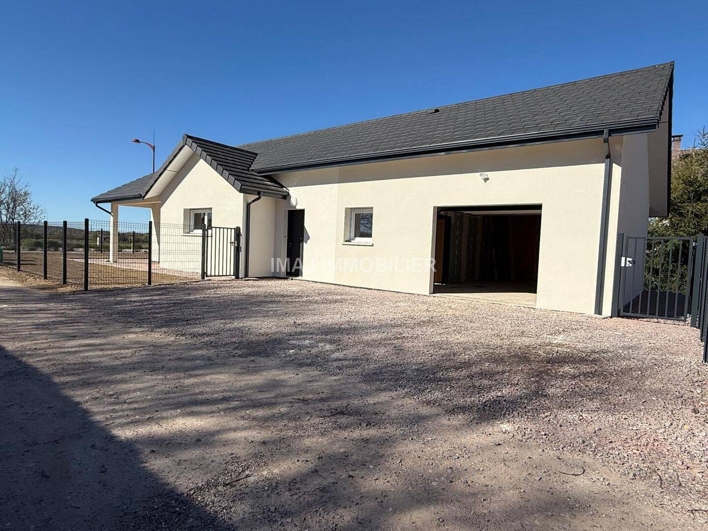 Maison 4 pièces 97 m² · à Dogneville · 96,9 m² · 299 900 €