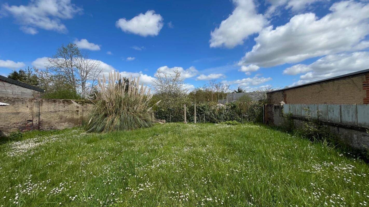 Maison 4 pièces 102 m² · à Montval-sur-Loir · 102 m² · 44 350 €