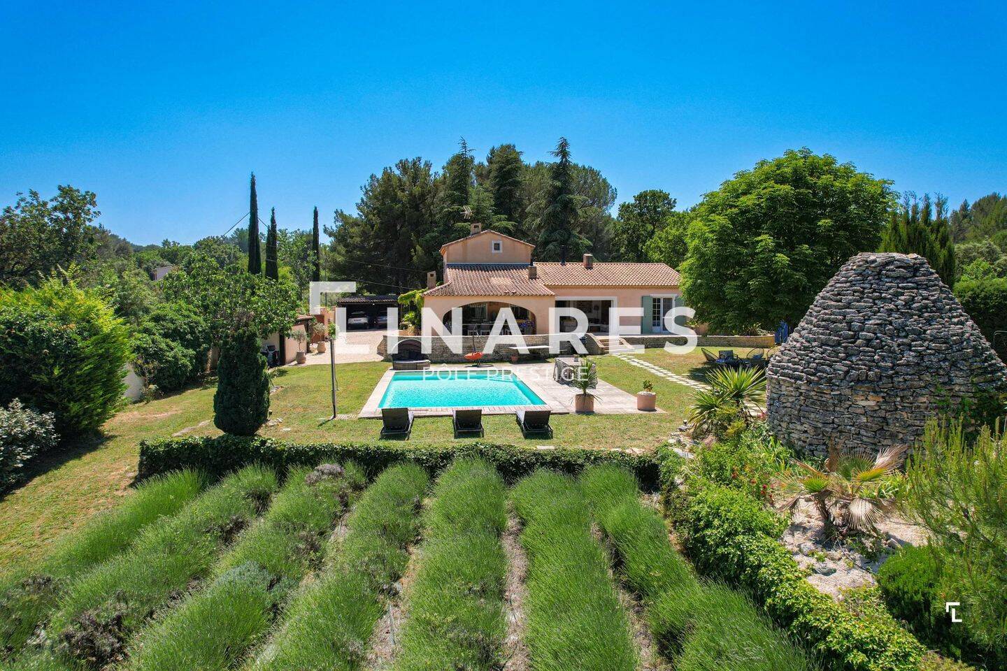 Maison 7 pièces 191 m² · à Aix-en-Provence · 191 m² · 1 390 000 €