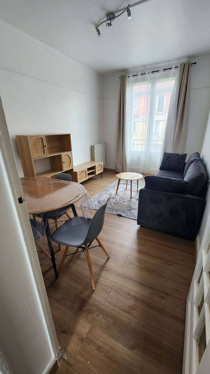 Appartement 2 pièces 45 m² · à Suresnes · 45 m² · 1 300 €