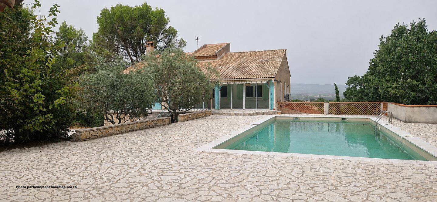 Maison 5 pièces 146 m² · à Trets · 145,5 m² · 2 190 €/mois