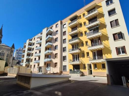 Appartement à vendre 95 000 € 3 pièces 2 chambres 53 m² Étage 3/5 Nîmes 30000