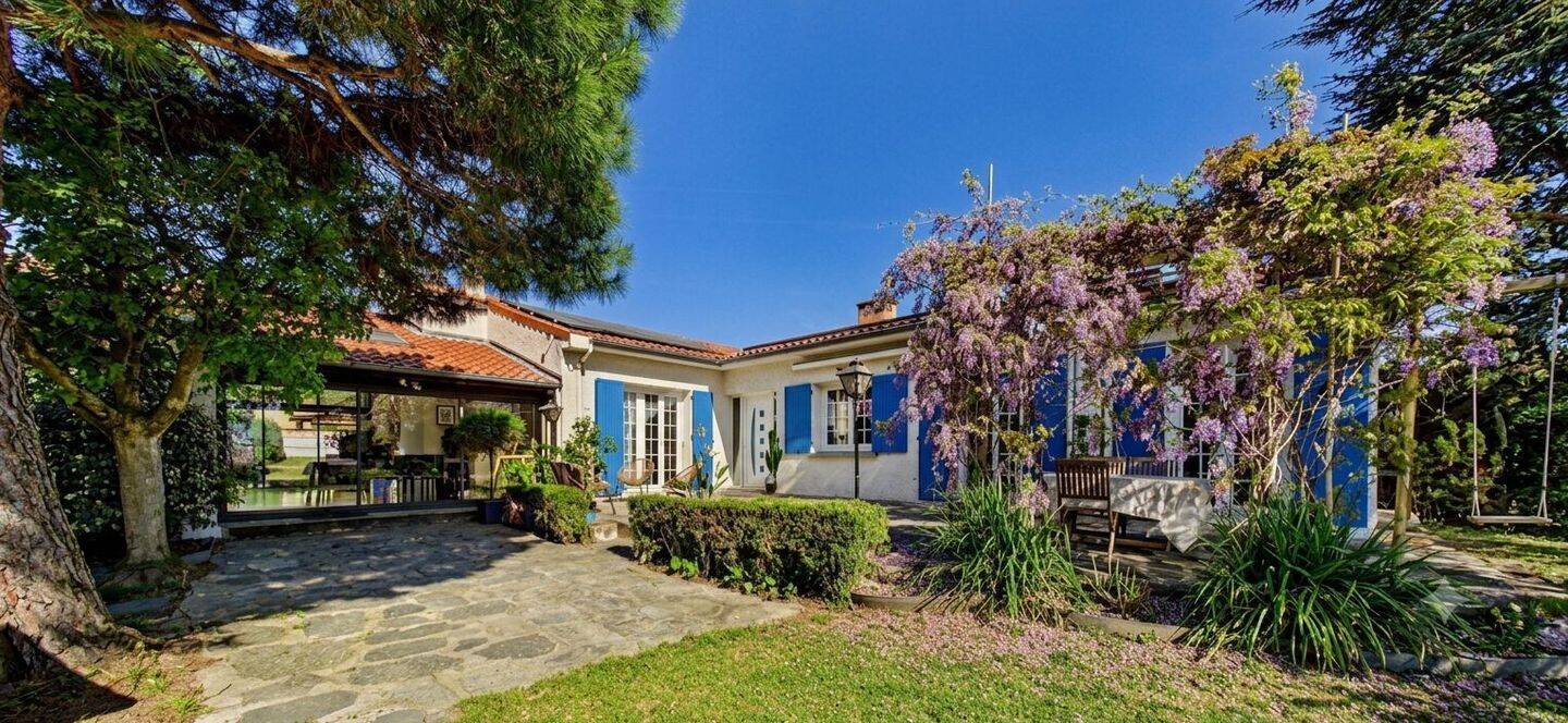 Maison 6 pièces 180 m² · à Cornas · 180 m² · 610 000 €