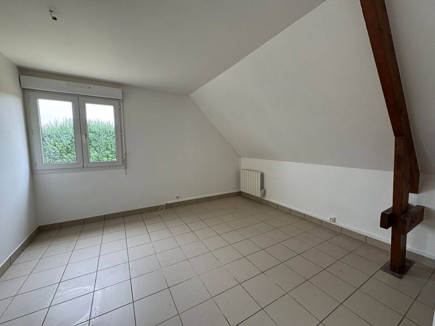 Appartement 2 pièces 24 m² · à Saint-Germain-la-Blanche-Herbe · 23,7 m² · 583 €/mois