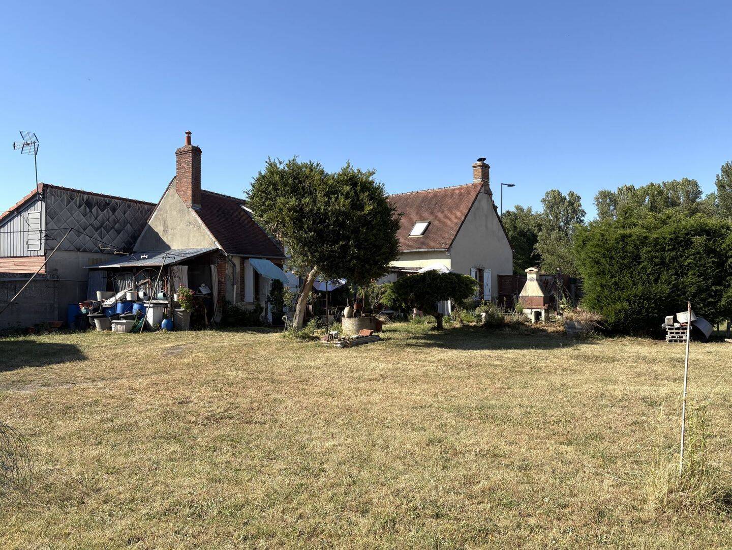Maison 5 pièces 108 m² · à Les Bordes · 108 m² · 139 900 €