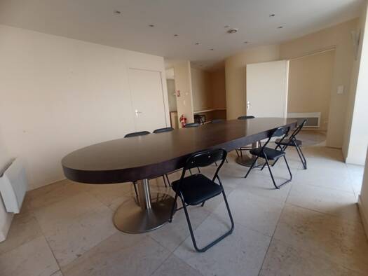 Local commercial à louer 550 € Saint-Pons-de-Thomières 34220