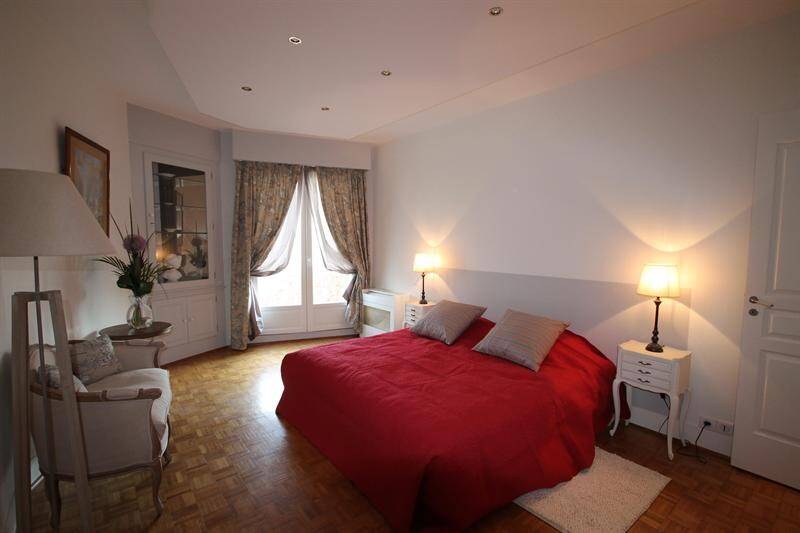 Appartement 4 pièces 100 m² · à Paris 16ème Arrondissement · 100 m² · 3 600 €