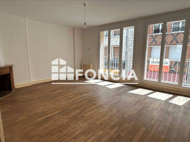 Appartement 3 pièces 76 m² · à Gien · 75,9 m² · 590 €