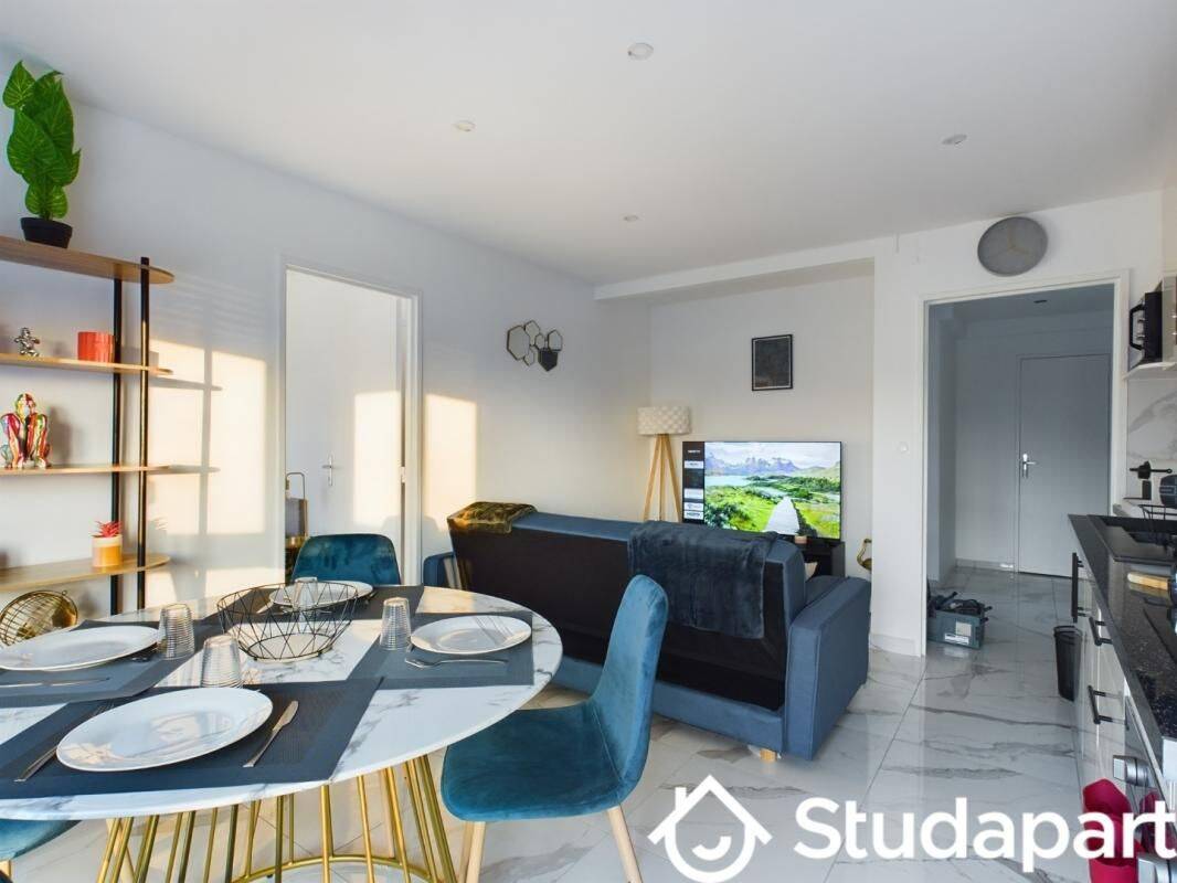 1 pièce 9 m² · à Thionville · 9 m² · 530 €/mois