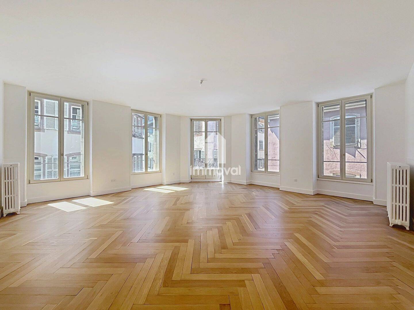 Appartement 7 pièces 191 m² · à Strasbourg · 190,6 m² · 2 800 €/mois