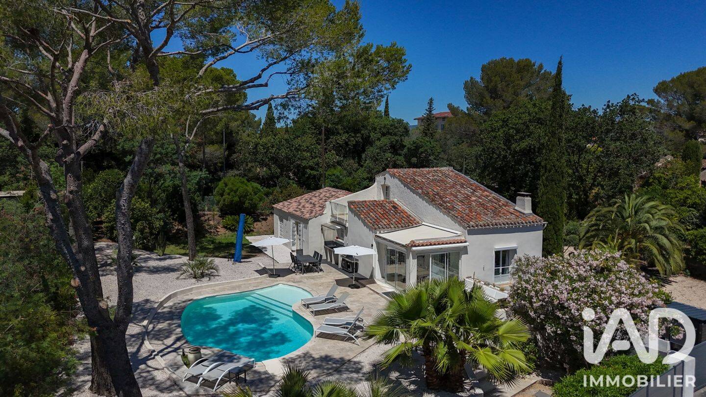 Maison 5 pièces 140 m² · à Fréjus · 140 m² · 1 089 000 €
