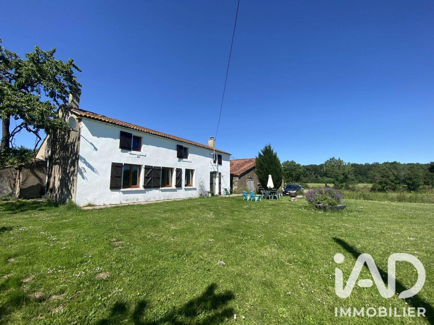 Maison 6 pièces 161 m² · à Rives-du-Fougerais · 161 m² · 166 500 €