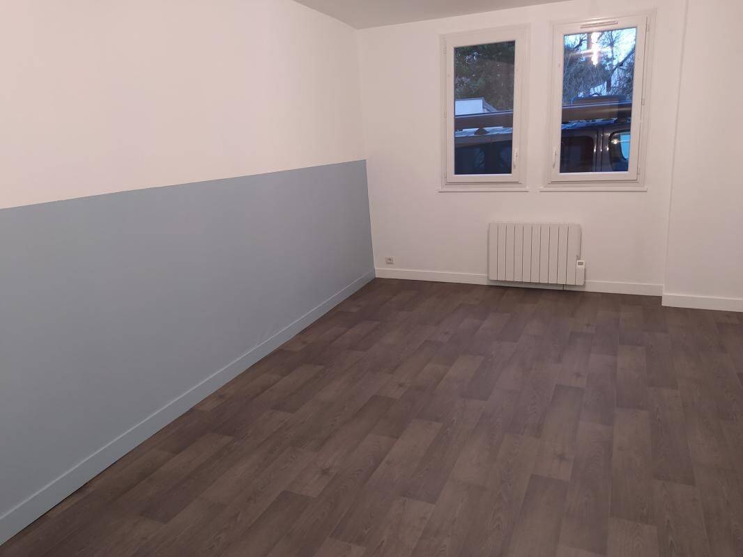 Appartement 1 pièce 22 m² · à Les Hauts-d'Anjou · 22 m² · 340 €