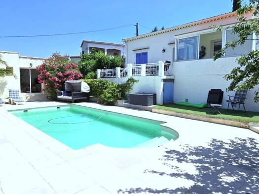 Villa à vendre 348 000 € 4 pièces 3 chambres 84 m² 862 m² de terrain Billette-La Foux Teissonniere Draguignan 83300