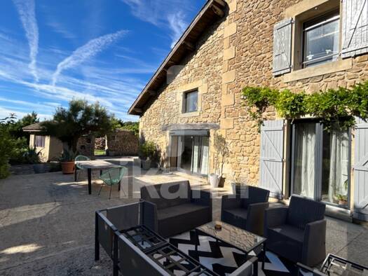 Maison à vendre 695 000 € 7 pièces 5 chambres 257 m² 5 094 m² de terrain Clérieux 26260