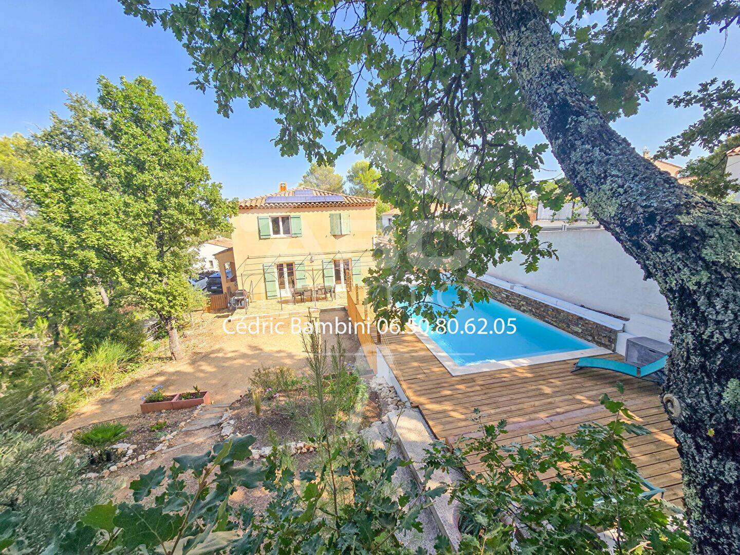 Maison 6 pièces 145 m² · à Saint-Maximin-la-Sainte-Baume · 145 m² · 455 000 €