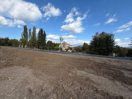 Terrain constructible viabilisé à vendre 125 000 € 540 m² de terrain Bayard Gap 05000