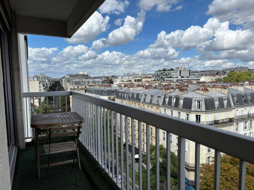 Appartement 2 pièces 56 m² · à Paris 11ème Arrondissement · 55,8 m² · 1 650 €/mois