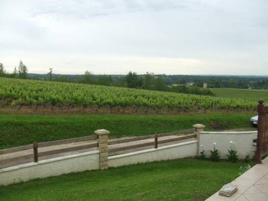 Appartement à louer 950 € 2 pièces 1 chambre 57 m² Saint-Sulpice-et-Cameyrac 33450