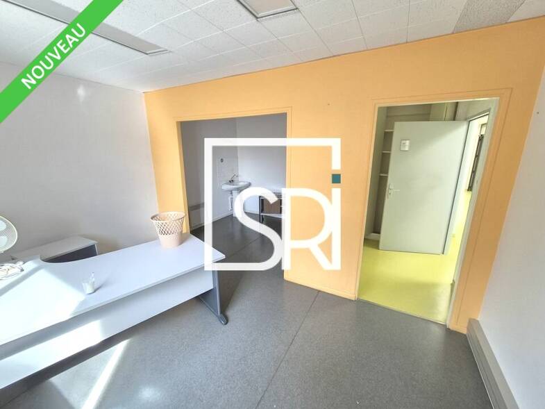 Espace bureau à vendre 395 000 € 260 m² de bureaux Ouest Issoire 63500