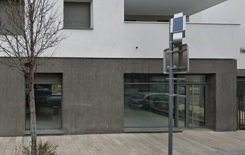Local commercial à louer 1 500 € 126 m² de surface de vente Centre Ville Saint-Priest 69800